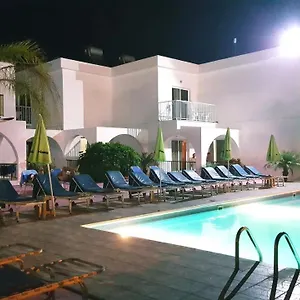 https://florence-htl-apts.hotelsatayianapa.com